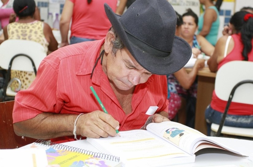 Conselho ouve sertanejos sobre Educação de Jovens e Adultos