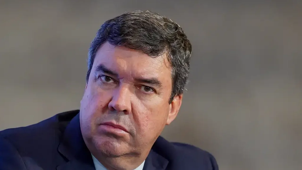 'Lula tem que ligar para Trump', diz governador do MS sobre tarifas