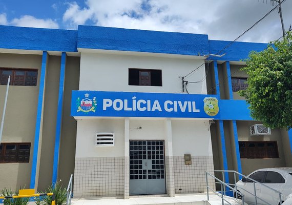 Polícia Civil prende homem foragido por roubo em Junqueiro