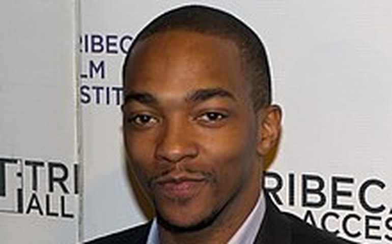 Conheça Anthony Mackie, que vai ser o novo Capitão América: ator estreou em filme com Eminem e já interpretou Tupac Shakur