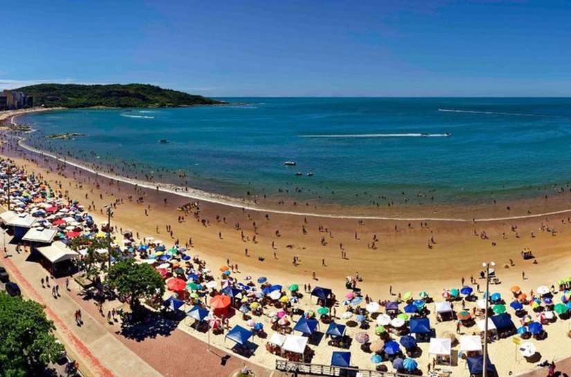 Turismo brasileiro registra o dobro do crescimento do setor de serviços em 12 meses até maio