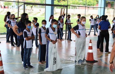 Alunos das escolas municipais de Coruripe participam de Gincana em alusão ao Dia Mundial da Água