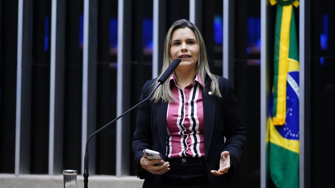 Comissão aprova projeto que cria adicional de 5% para aposentados da Previdência Social