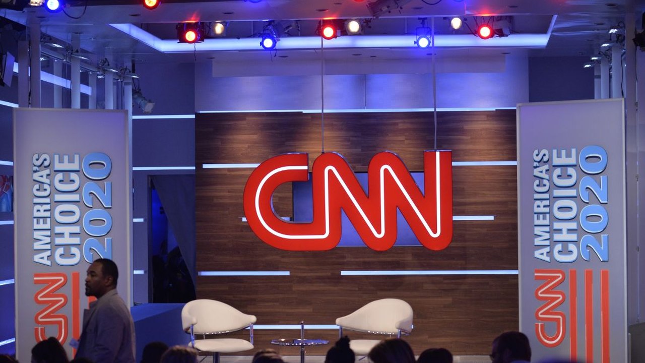 CNN: Jornalistas demitidos recebem indenização e prioridade na recontratação