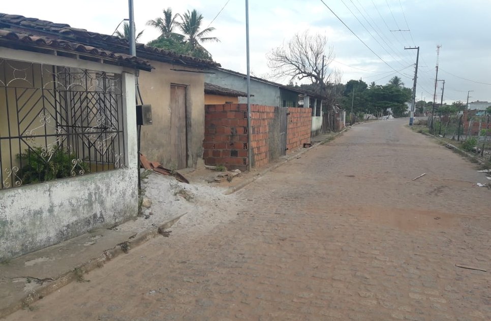 casa invadida por bandidos Capela
