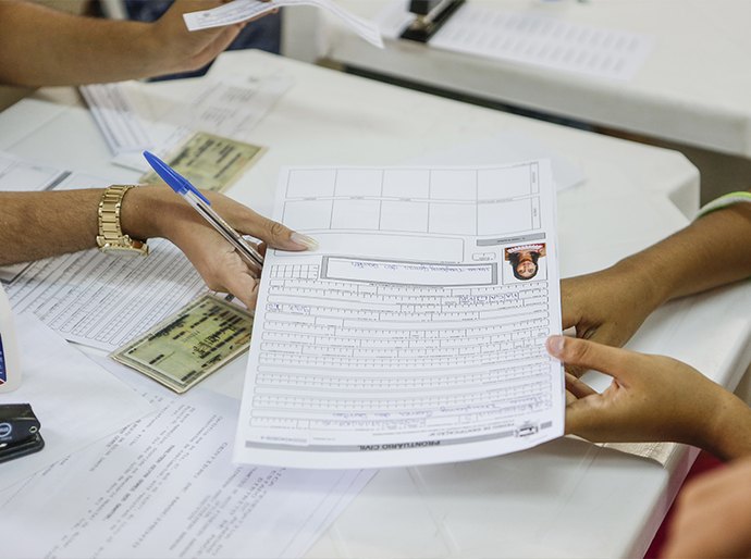Justiça Itinerante atende população de Marechal Deodoro com ação gratuita