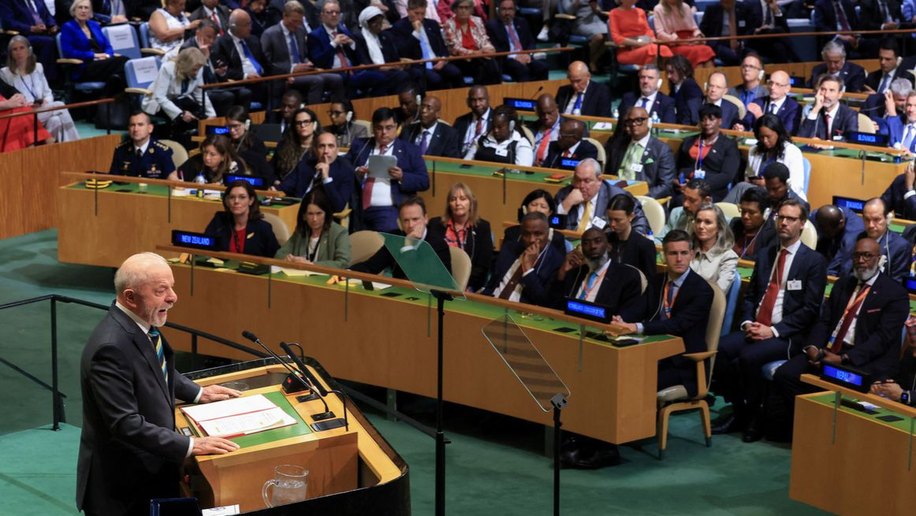"O Brasil não cabe no quintal de ninguém”, diz Lula em discurso na ONU