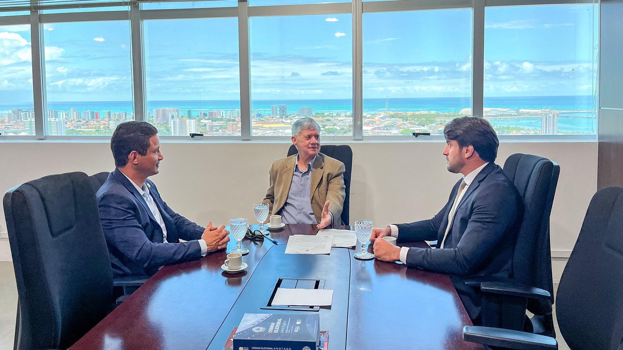 Presidente do TRE/AL se reúne com diretor-geral da Polícia Civil
