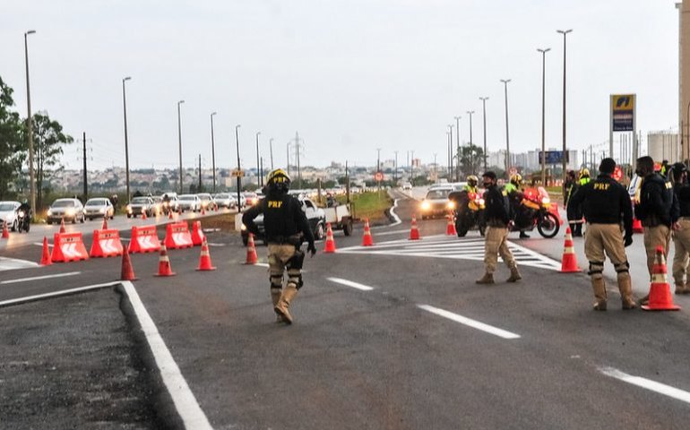 Comissão debate projeto da PRF para melhorar atendimento a autistas