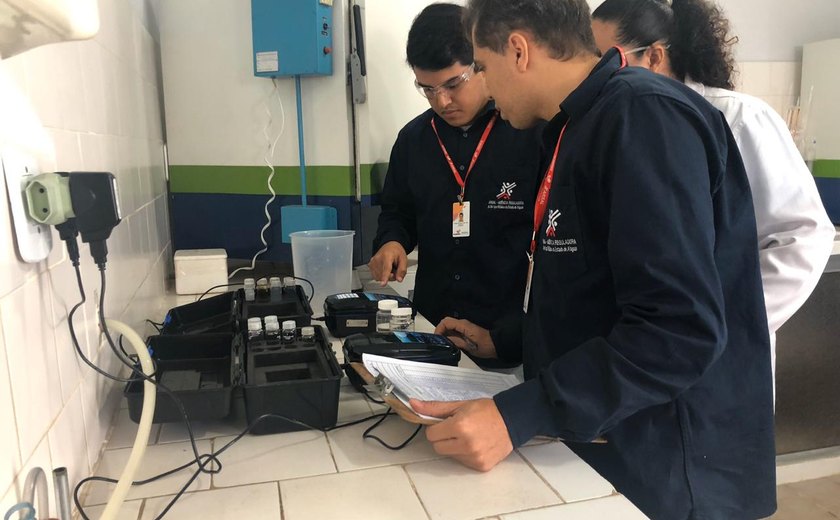 Gerência de Saneamento da Arsal inspeciona  Laboratório de Análise de Água em Arapiraca