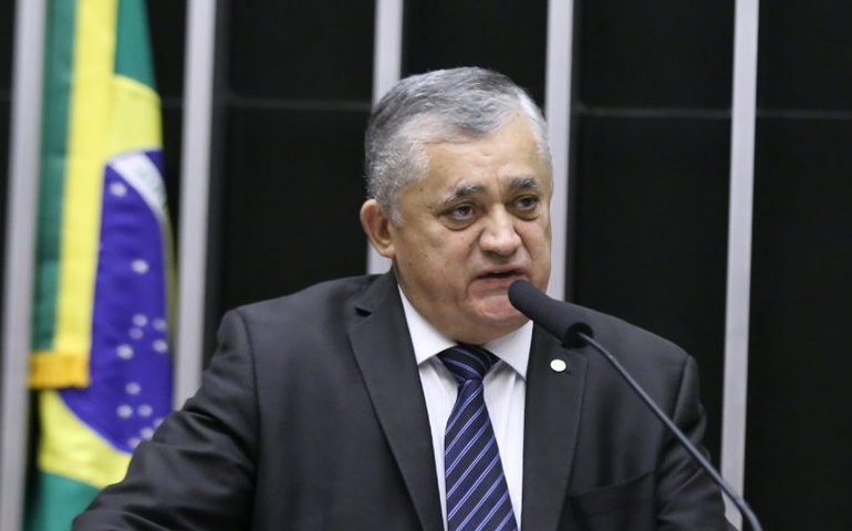 Projeto prevê visitação de crianças e adolescentes órfãos a idosos em asilos