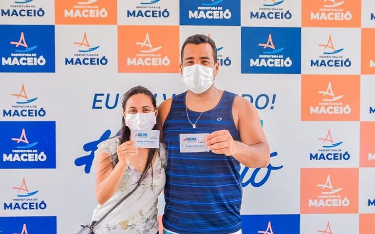 Dia D e Domingão da Vacina movimentam unidades de saúde no fim de semana