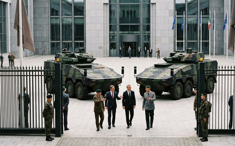 Disputa pelo controle da militarização expõe divergências entre União Europeia e OTAN