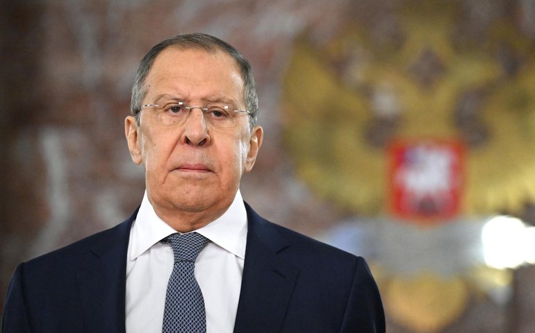 Lavrov chega a Malta para participar da reunião do Conselho Ministerial da OSCE (VÍDEO)