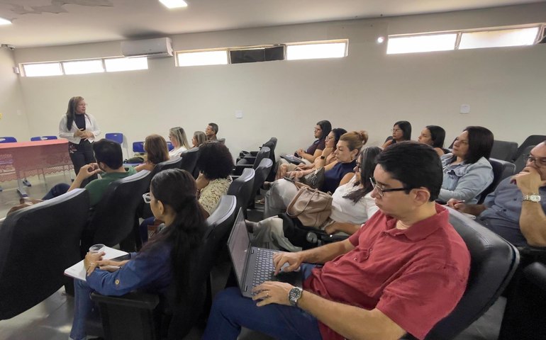 Reunião do Comitê Estadual da Renalfa discute alfabetização e Saveal em Alagoas