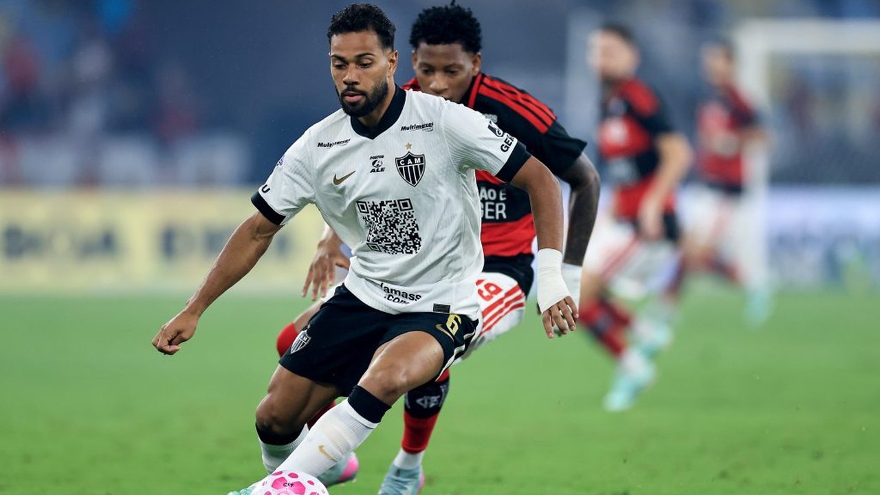 Renan Lodi assume culpa por pênalti e pede reação do Atlético-MG