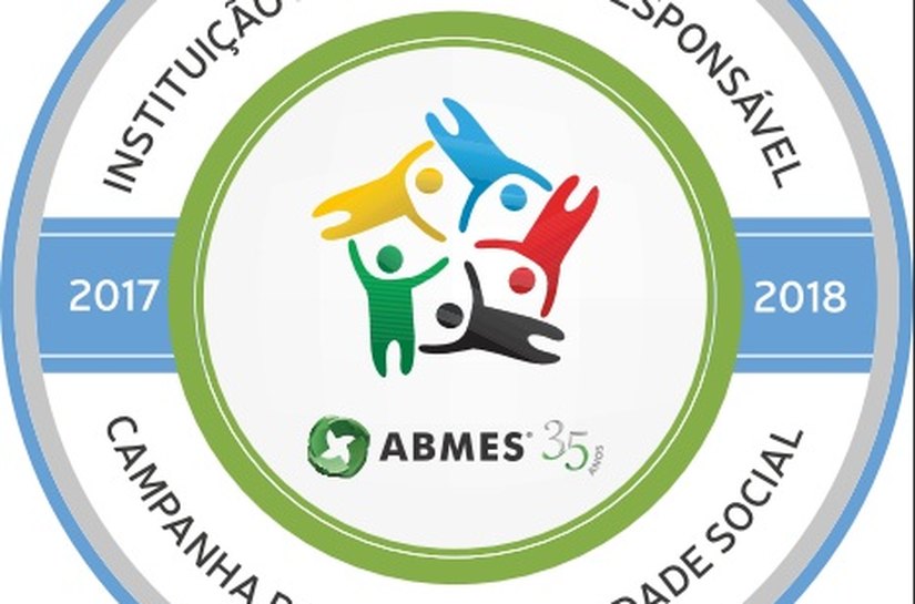 Uninassau Maceió recebe certificação por ações sociais desenvolvidas