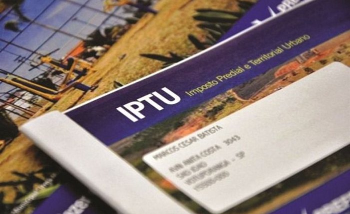 Carnê do IPTU é distribuído todo ano pela prefeitura