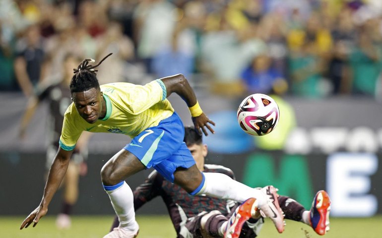 Brasil enfrenta os Estados Unidos no último amistoso para Copa América