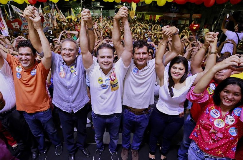 Governador Renan Filho volta ao Sertão e percorre seis municípios da região