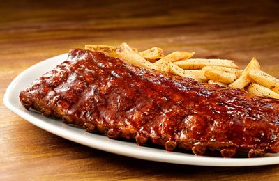 Outback celebra o Dia da Mães com presente exclusivo via delivery: uma moringa customizada
