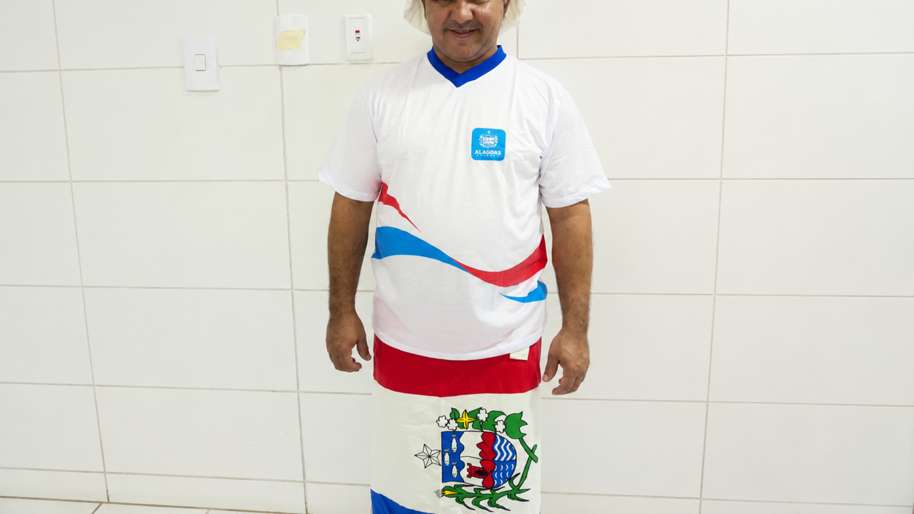 Merendeiro de escola de Pariconha coloca Alagoas entre os finalistas de concurso nacional com receita de mugunzá salgado