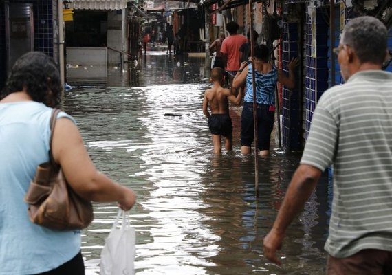Balanço do semestre: facilitado o uso de verba federal para drenagem em município afetado por enchente