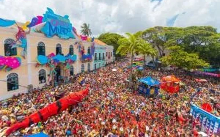 Carnaval Recife e Olinda: conheça os camarotes, day uses e festas premium em 2026