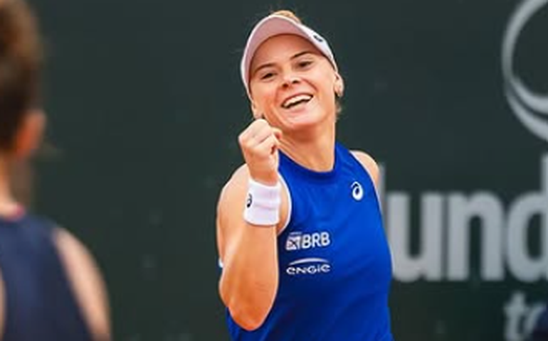 Laura Pigossi conquista, com polonesa, o título de duplas no WTA de Florianópolis