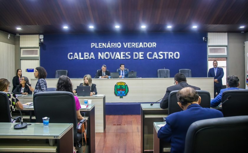 JHC inicia novo mandato com maioria na Câmara de Maceió