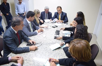 Comissão de Direitos Humanos ouve delegadas sobre agressão de policial militar contra estudante