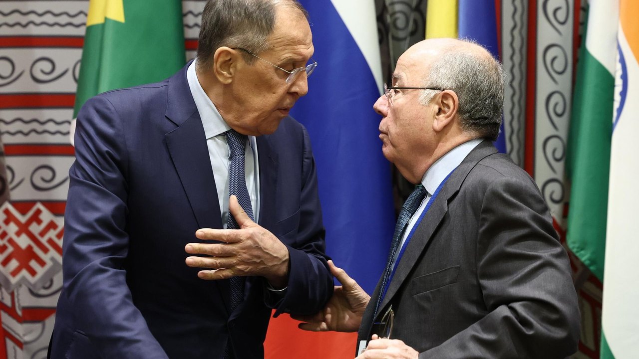 Sergei Lavrov conversa por telefone com Mauro Vieira