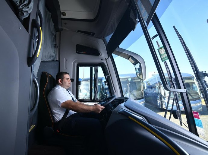 Viação Águia Branca celebra 79 anos destacando a importância dos motoristas para o transporte rodoviário brasileiro