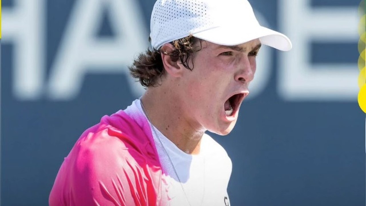 João Fonseca se torna 1º tenista brasileiro campeão mundial da ITF