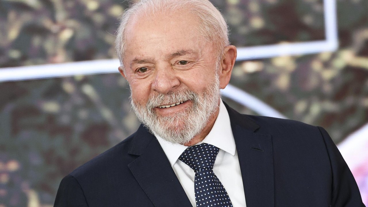 Lula passa por craniotomia urgente em hospital de São Paulo após sentir dor na cabeça e está bem