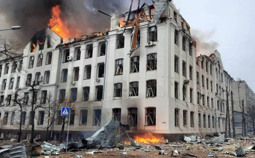 'Kharkiv é inquebrável': sob ataques russos, segunda maior cidade da Ucrânia tenta se manter em pé