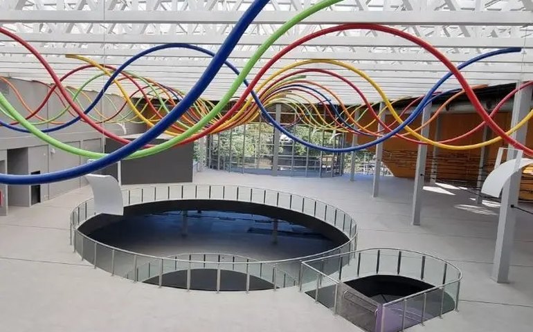 Última obra de Ruy Ohtake, complexo cultural é aberto na Grande SP