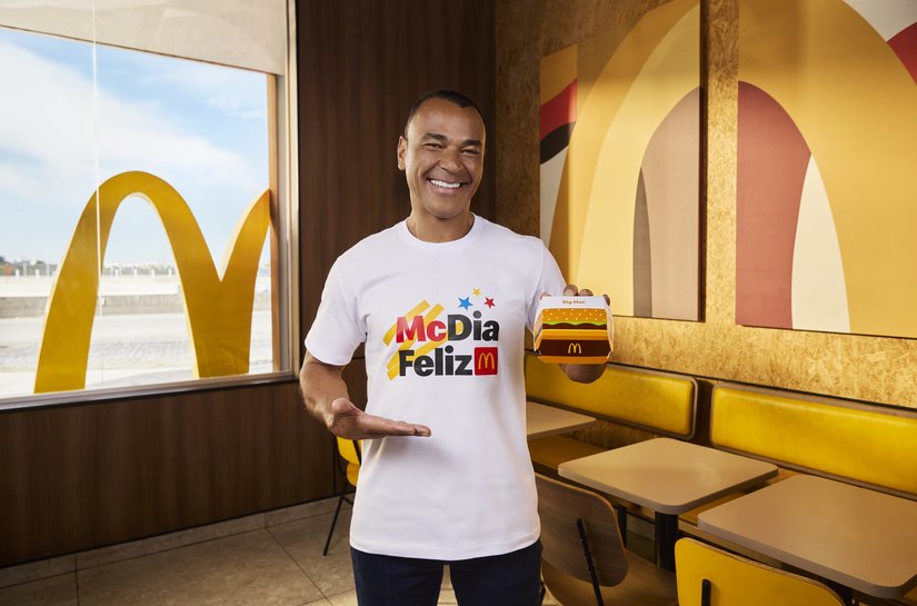 Cafu entra em campo como embaixador do McDia Feliz 2026