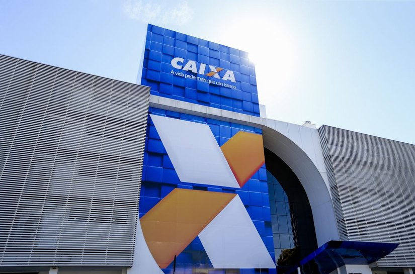 Caixa apresenta proposta final para encerrar greve e ameaça ir à Justiça contra bancários