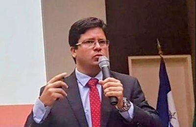 Ênio Pimenta é nomeado procurador-chefe do Ministério Público de Conta