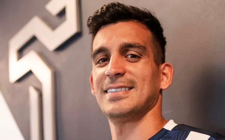 Corinthians avança em acordo com Talleres para pagar R$ 34 milhões por Garro e evitar novo transfer ban