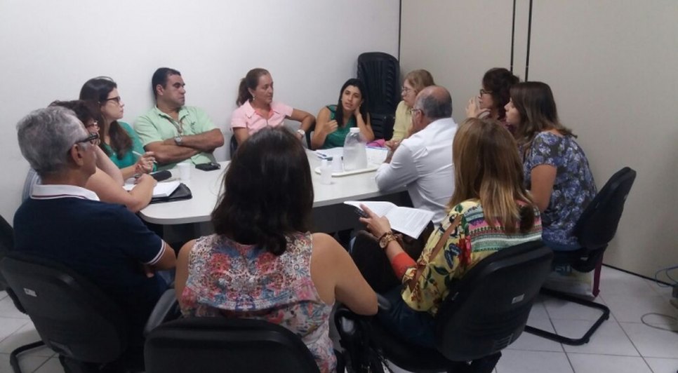 REUNIAO VIGILANCIA SAUDE
