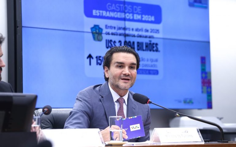 Clã Barbalho se fortalece após a COP30, enquanto Sabino tenta se cacifar ao Senado pelo Pará