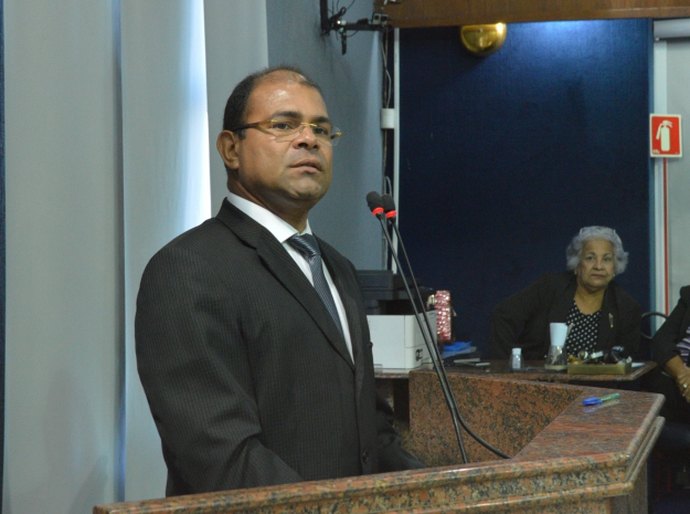 Vereador Silvânio Barbosa é assassinado em seu apartamento no BB