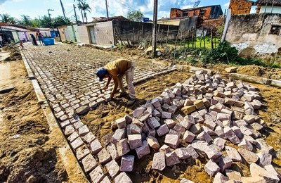 Prefeitura de Palmeira avança com obras na Vila Maria e chega à “Rua da Foice” nesta segunda 