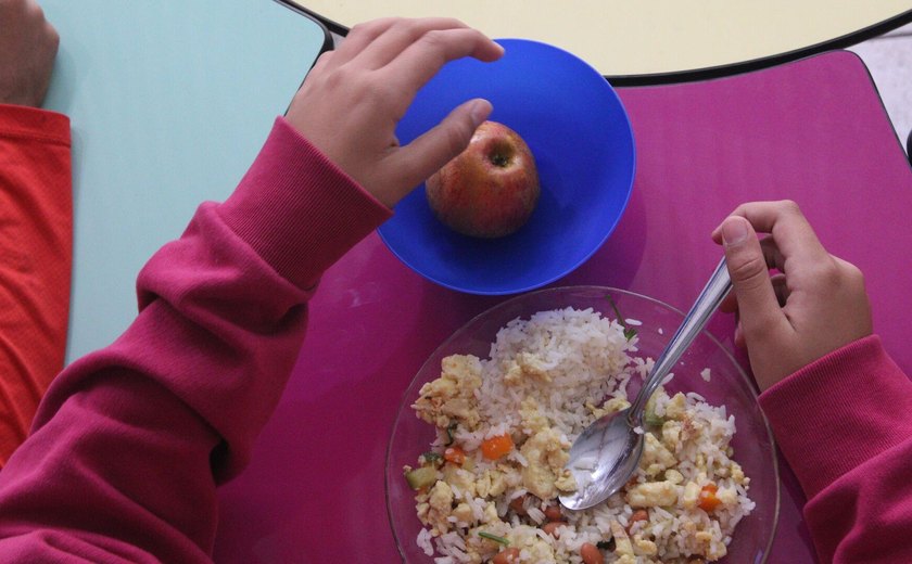 'Do Sul para o Sul': programa de merenda escolar brasileiro vira exemplo para o planeta