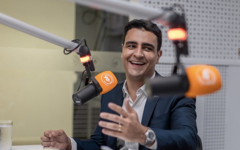 ‘Bom Dia, Prefeito’: JHC destaca desenvolvimento do pacto social nas grotas e comunidades