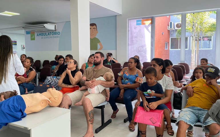 Hospital da Criança de Alagoas promove treinamento sobre primeiros socorros com acompanhantes e pacientes