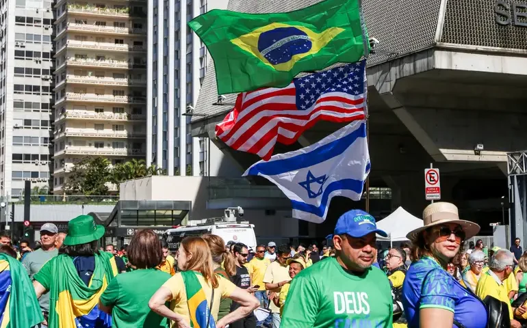 Sem Bolsonaro, aliados do ex-presidente reúnem 37,6 mil na Paulista, aponta Monitor da USP