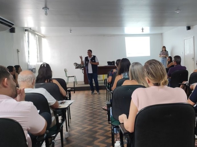 Novo modelo de financiamento do SUS é apresentado para médicos e enfermeiros de Penedo